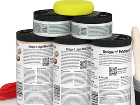 Retique It Wood'n Finish Kit with natural wood stain and finish products, shown in a clear image of the kit components.
